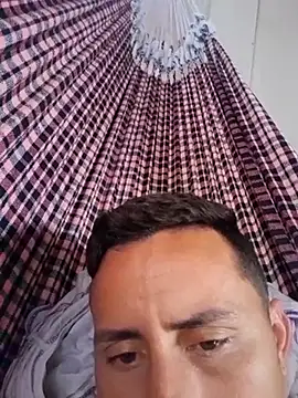 Snapshot of luissilva0071 chatting on 03.16.25 luissilva0071 online show from 03.16.25