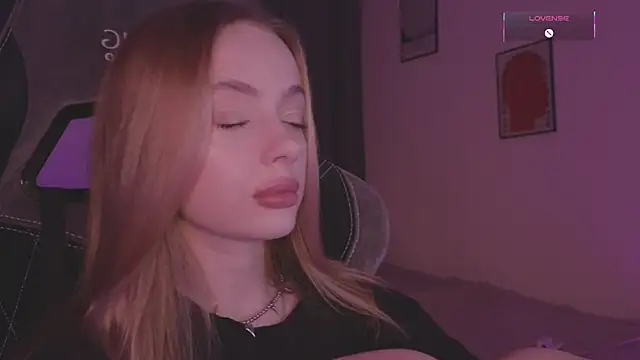  MayShy  online show from 09.08.25