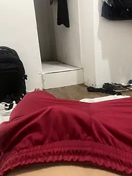 Snapshot of thfrances chatting on 01.21.25 thfrances online show from 01.21.25