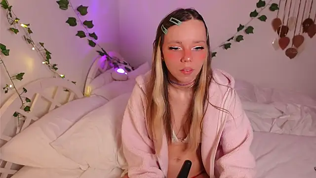 Ayra Lust online show from 09.28.25