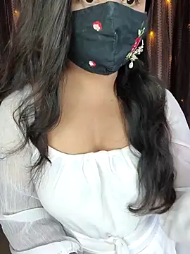 Snapshot of Tanvi-patil chatting on 03.23.25 Tanvi-patil online show from 03.23.25