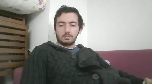 Snapshot of laynufff chatting on 02.07.25 laynufff online show from 02.07.25