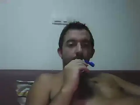Snapshot of laynufff chatting on 09.16.25 laynufff online show from 09.16.25