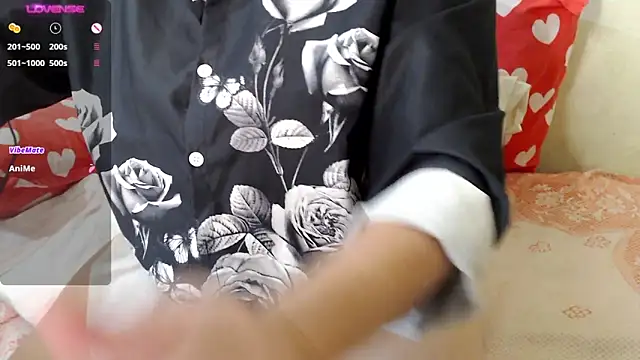 Snapshot of RoseStarr chatting on 03.13.25 RoseStarr online show from 03.13.25