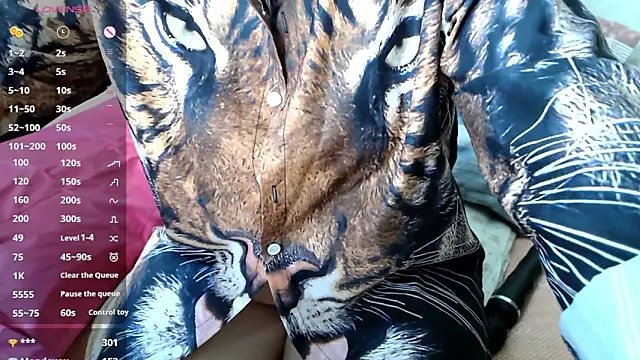 Snapshot of RoseStarr chatting on 09.18.25 RoseStarr online show from 09.18.25