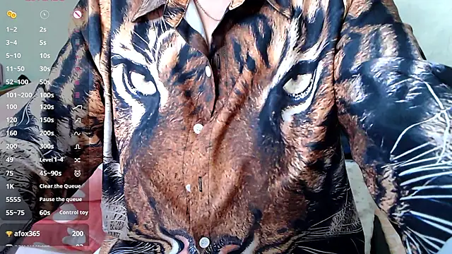 Snapshot of RoseStarr chatting on 10.23.25 RoseStarr online show from 10.23.25