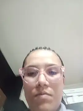 Yaumiko online show from 11.24.25