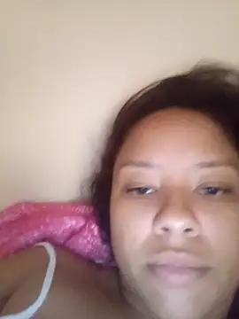 Snapshot of EAAM1 chatting on 10.12.25 EAAM1 online show from 10.12.25