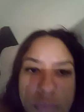 Snapshot of EAAM1 chatting on 10.30.25 EAAM1 online show from 10.30.25