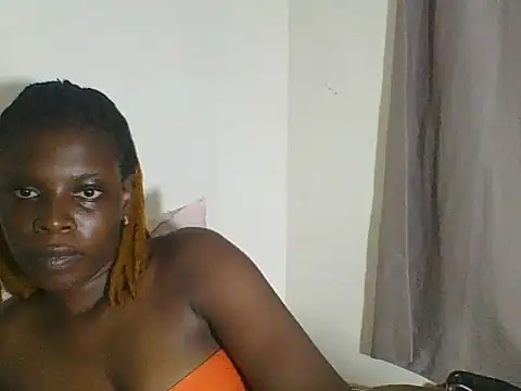 Snapshot of Blacksweetbeb chatting on 01.20.25 Blacksweetbeb online show from 01.20.25
