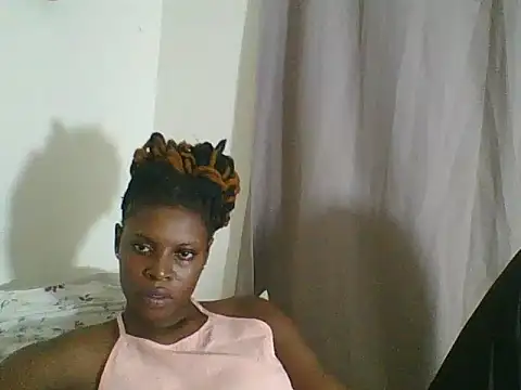 Snapshot of Blacksweetbeb chatting on 02.17.25 Blacksweetbeb online show from 02.17.25