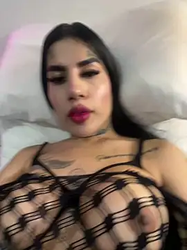 Snapshot of saragill323 chatting on 03.01.25 saragill323 online show from 03.01.25