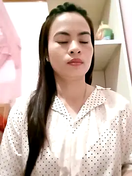 Snapshot of NgocQuyen2K chatting on 03.22.25 NgocQuyen2K online show from 03.22.25