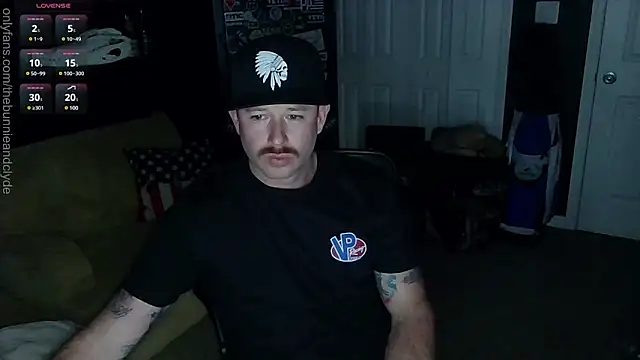 chillinthemosttt online show from 02.17.25