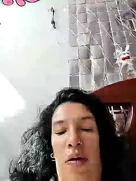 Snapshot of rebekka_simpson chatting on 12.14.24 rebekka simpson online show from 12.14.24