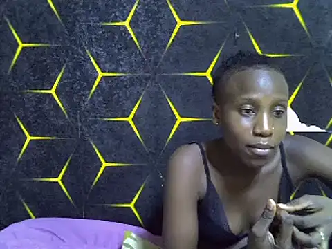 Snapshot of Spicey_diana chatting on 03.08.25 Spicey diana online show from 03.08.25