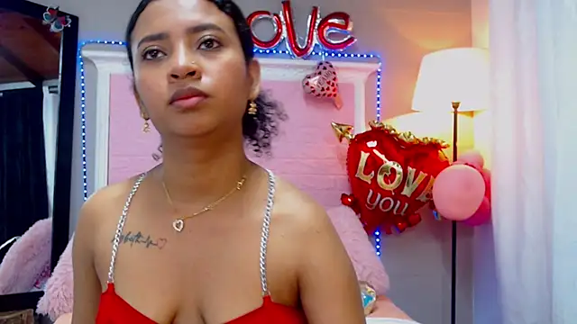 Snapshot of JessyZoe chatting on 03.04.25 JessyZoe online show from 03.04.25