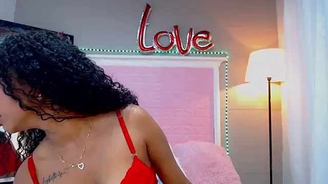 Snapshot of JessyZoe chatting on 03.17.25 JessyZoe online show from 03.17.25