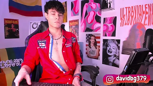 Snapshot of cinnamon_boyxxx chatting on 03.02.25 cinnamon boyxxx online show from 03.02.25