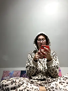 ur pleasure  online show from 12.04.24