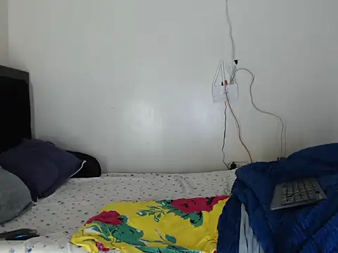 Snapshot of island_girls22 chatting on 09.18.25 island girls22 online show from 09.18.25