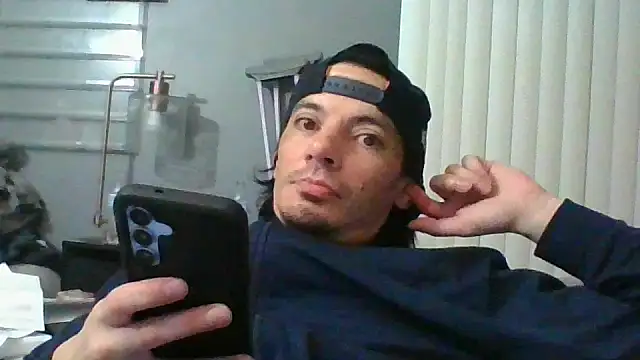 gifted723 online show from 11.30.25