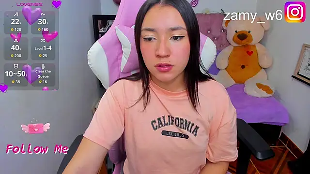 karla cute01 online show from 11.25.25