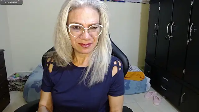 Snapshot of Giorgia_xue53 chatting on 02.09.25 Giorgia xue53 online show from 02.09.25