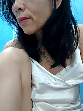 Snapshot of Hana_67 chatting on 02.24.25 Hana 67 online show from 02.24.25