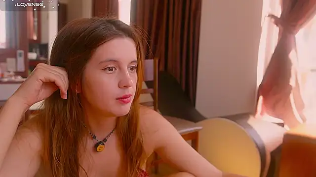 Snapshot of Lisa_sweetheels chatting on 09.11.25 Lisa sweetheels online show from 09.11.25