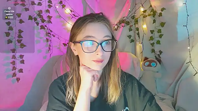 Snapshot of monlight__dana chatting on 12.06.24 monlight  dana online show from 12.06.24