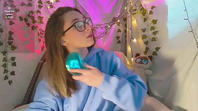 Snapshot of monlight__dana chatting on 12.09.24 monlight  dana online show from 12.09.24