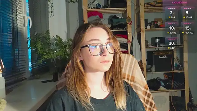 Snapshot of monlight__dana chatting on 02.26.25 monlight  dana online show from 02.26.25