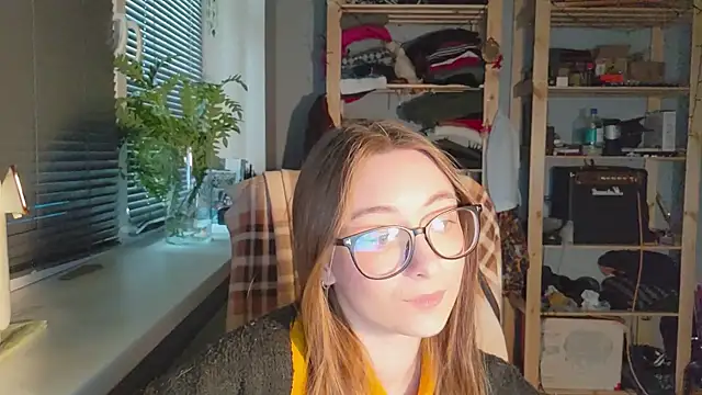 Snapshot of monlight__dana chatting on 03.11.25 monlight  dana online show from 03.11.25