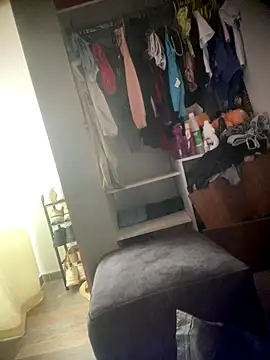 Berry Bans online show from 11.17.25