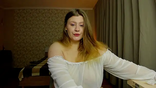 Snapshot of MariaStuart chatting on 11.07.25 MariaStuart online show from 11.07.25