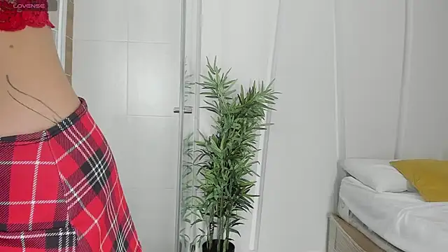 Snapshot of Angelbae- chatting on 01.26.25 Angelbae- online show from 01.26.25