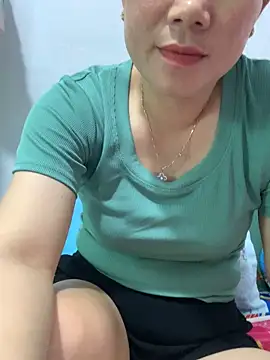 Snapshot of Baby-bigtits chatting on 09.11.25 Baby-bigtits online show from 09.11.25