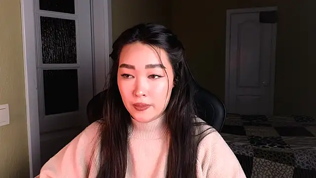 Snapshot of Erica_Wayne chatting on 01.08.25 Erica Wayne online show from 01.08.25