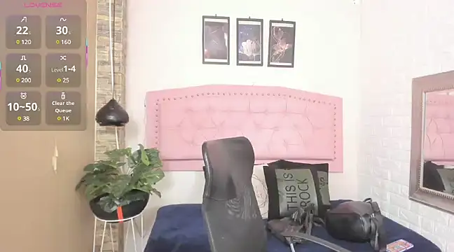 Snapshot of diosagolden chatting on 03.11.25 diosagolden online show from 03.11.25