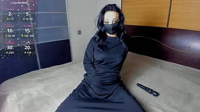 Snapshot of habibi_moon chatting on 02.09.25 habibi moon online show from 02.09.25