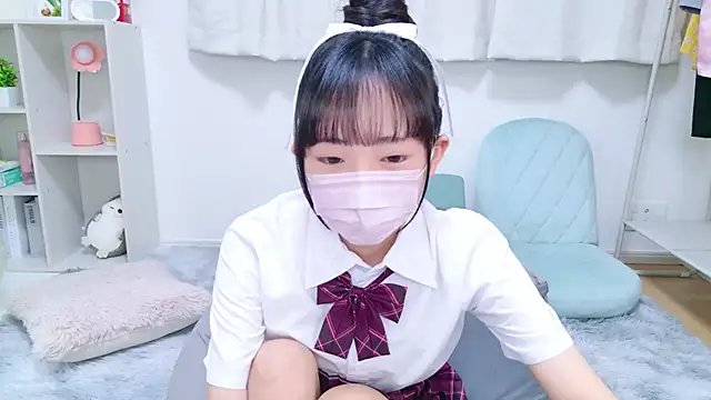 Snapshot of 86_haru chatting on 01.25.25 86 haru online show from 01.25.25