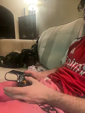 Snapshot of EE123458 chatting on 09.19.25 EE123458 online show from 09.19.25