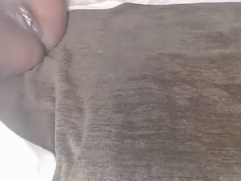 Snapshot of ChErRyanDchOcO chatting on 10.09.25 ChErRyanDchOcO online show from 10.09.25