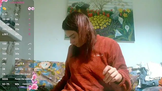 Snapshot of Sophie_Bell chatting on 12.06.24 Sophie Bell online show from 12.06.24