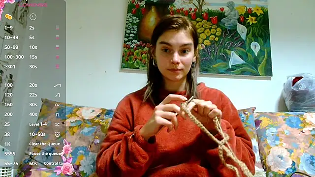 Snapshot of Sophie_Bell chatting on 01.09.25 Sophie Bell online show from 01.09.25