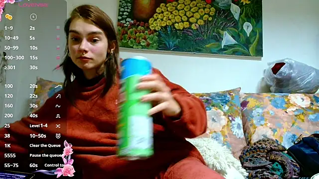 Snapshot of Sophie_Bell chatting on 01.12.25 Sophie Bell online show from 01.12.25