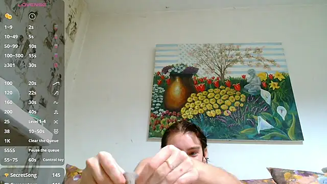Snapshot of Sophie_Bell chatting on 02.19.25 Sophie Bell online show from 02.19.25