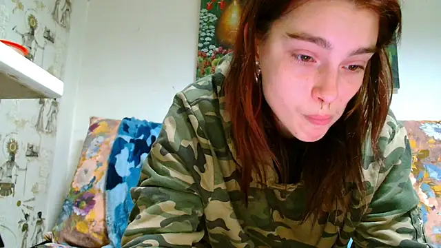 Snapshot of Sophie_Bell chatting on 02.24.25 Sophie Bell online show from 02.24.25