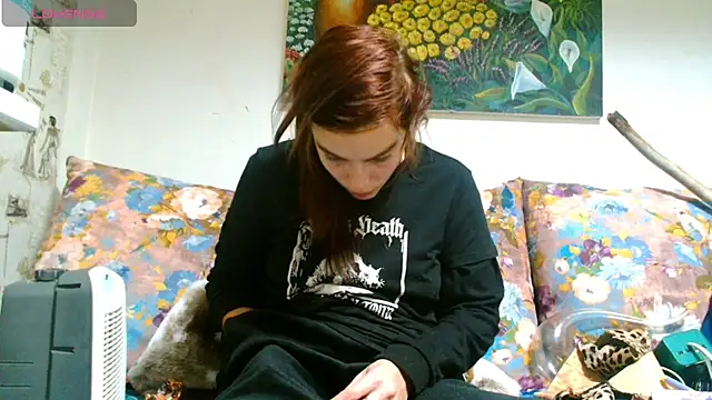 Snapshot of Sophie_Bell chatting on 03.14.25 Sophie Bell online show from 03.14.25